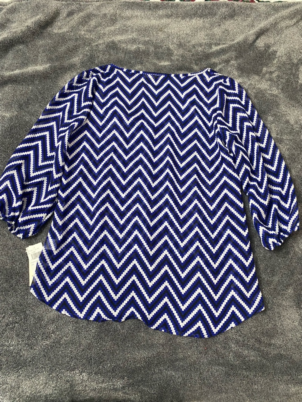 NWT Wishful Park Royal Blue Chevron Print 3/4 Puff Sleeve Size Medium - Picture 3 of 8